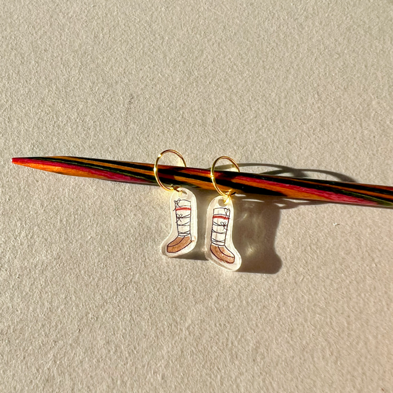 Mukluks - stitch marker